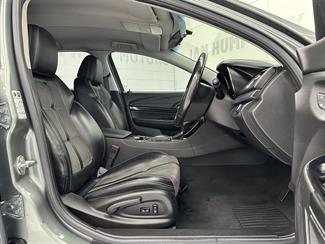 2016 Holden Commodore - Thumbnail