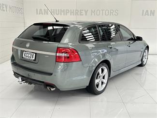 2016 Holden Commodore - Thumbnail