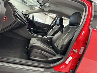 2014 Holden Commodore - Thumbnail