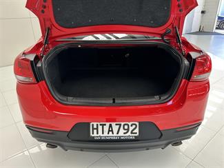 2014 Holden Commodore - Thumbnail