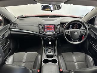 2014 Holden Commodore - Thumbnail