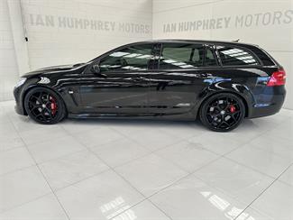 2018 Holden Commodore - Thumbnail