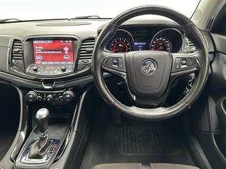2015 Holden Commodore - Thumbnail