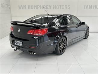 2015 Holden Commodore - Thumbnail