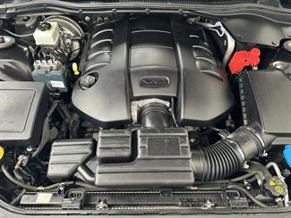 2015 Holden Commodore - Thumbnail