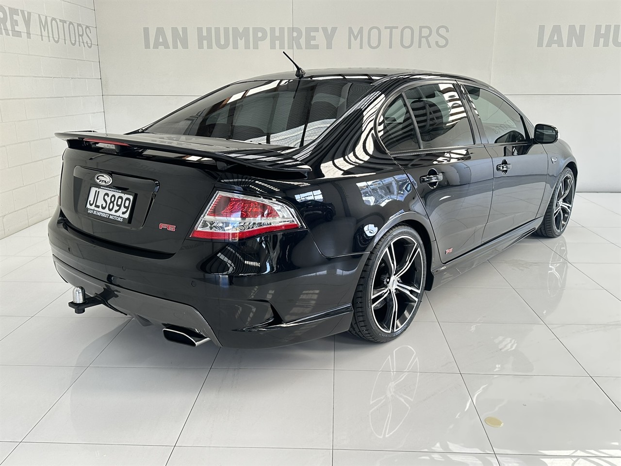 2009 Ford Falcon