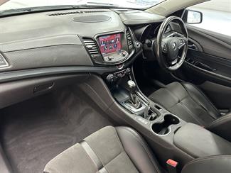 2016 Holden Commodore - Thumbnail