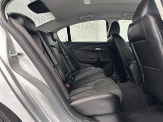 2016 Holden Commodore - Thumbnail