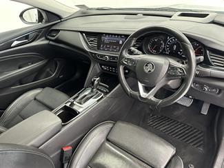 2018 Holden Commodore - Thumbnail