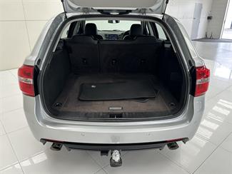 2017 Holden Commodore - Thumbnail