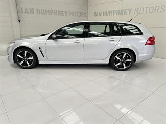 2017 Holden Commodore - Thumbnail