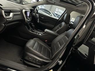 2020 Holden Acadia - Thumbnail