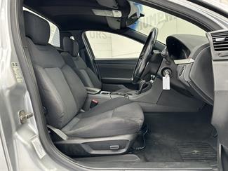 2010 Holden Commodore - Thumbnail