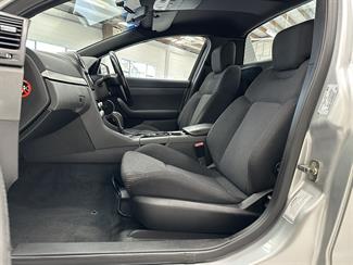 2010 Holden Commodore - Thumbnail