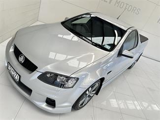 2010 Holden Commodore - Thumbnail