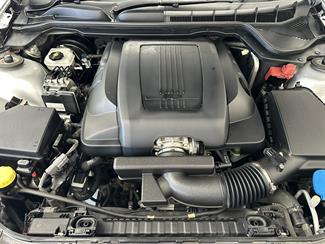 2010 Holden Commodore - Thumbnail