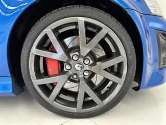 2009 Holden HSV - Thumbnail
