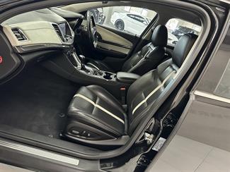 2016 Holden Commodore - Thumbnail