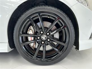 2014 Holden Commodore - Thumbnail