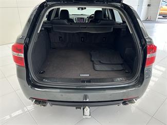 2017 Holden Commodore - Thumbnail