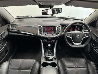2017 Holden Commodore - Thumbnail