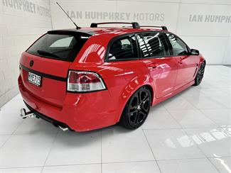 2015 Holden Commodore - Thumbnail