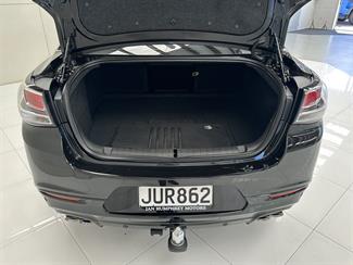 2016 Holden Commodore - Thumbnail