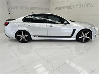 2015 Holden Commodore - Thumbnail