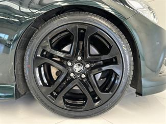 2013 Holden Commodore - Thumbnail