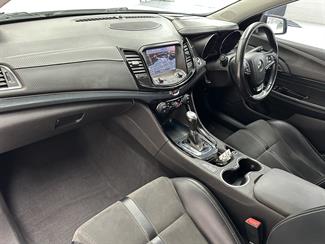 2018 Holden Commodore - Thumbnail