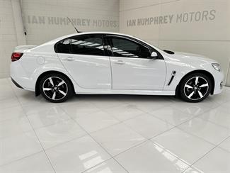 2018 Holden Commodore - Thumbnail