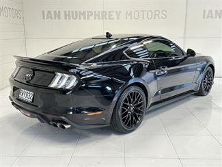 2022 Ford Mustang - Thumbnail