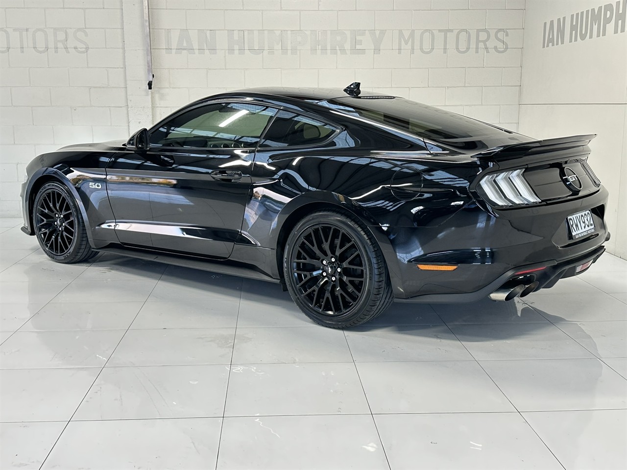 2022 Ford Mustang