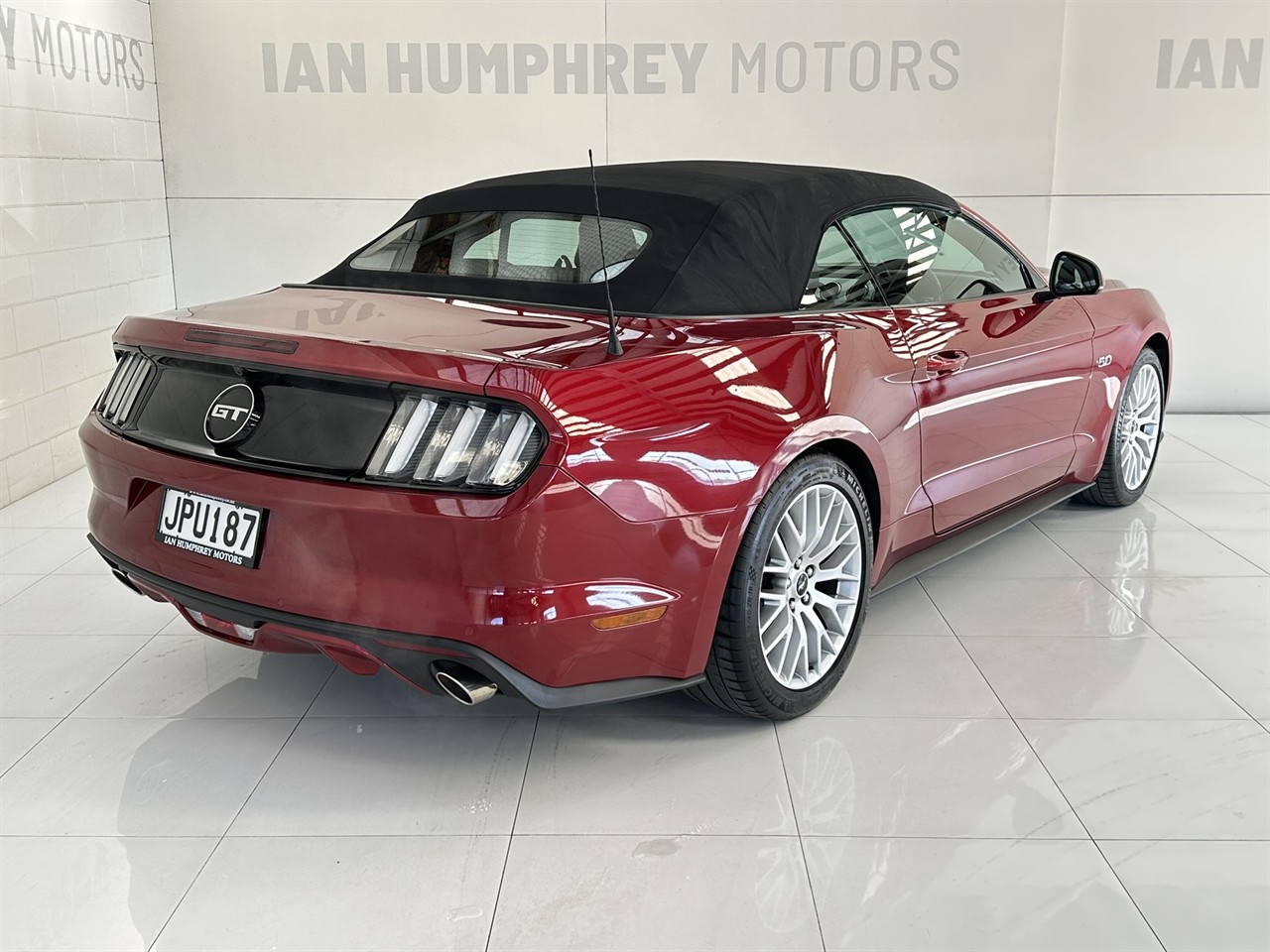 2016 Ford Mustang