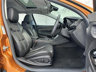 2017 Holden Commodore - Thumbnail
