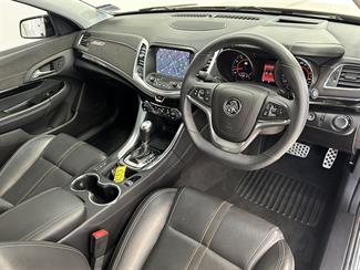 2017 Holden Commodore - Thumbnail