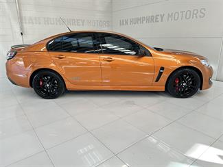 2017 Holden Commodore - Thumbnail