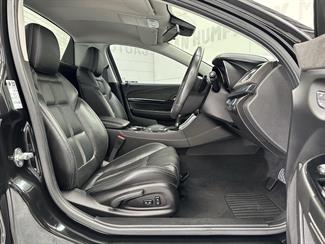 2016 Holden Commodore - Thumbnail