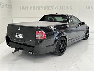 2016 Holden Commodore - Thumbnail