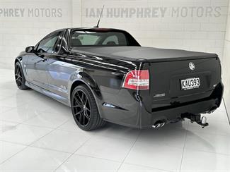 2016 Holden Commodore - Thumbnail