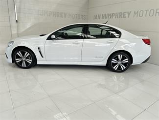2015 Holden Commodore - Thumbnail