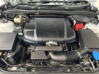 2015 Holden Commodore - Thumbnail