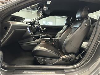 2019 Ford Mustang - Thumbnail