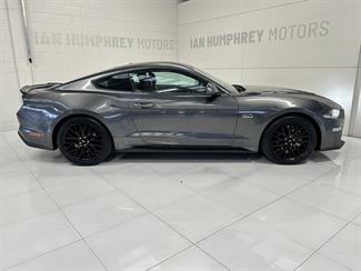 2019 Ford Mustang - Thumbnail