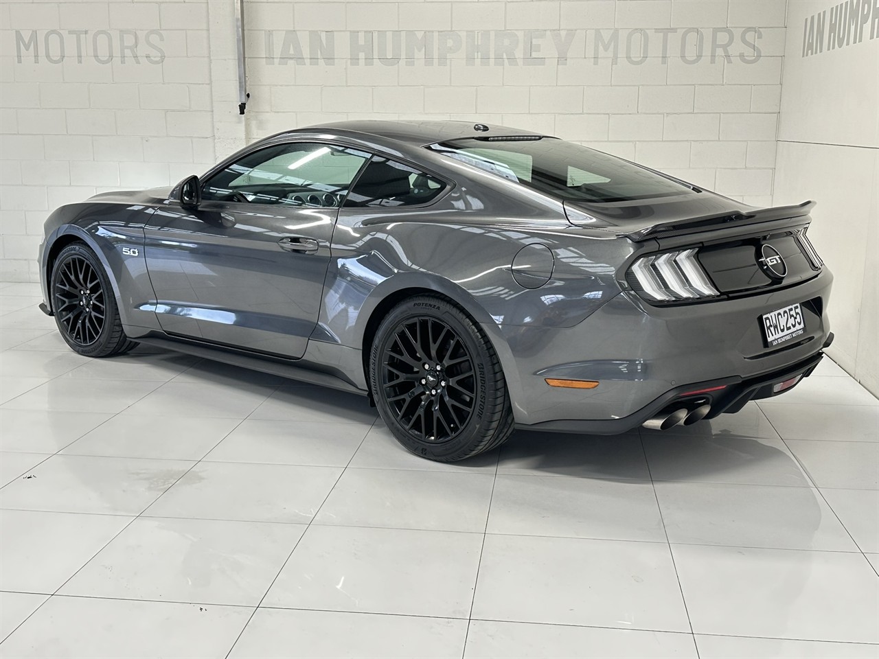 2019 Ford Mustang