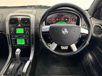 2005 Holden Commodore - Thumbnail