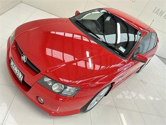 2005 Holden Commodore - Thumbnail
