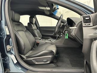 2011 Holden Commodore - Thumbnail