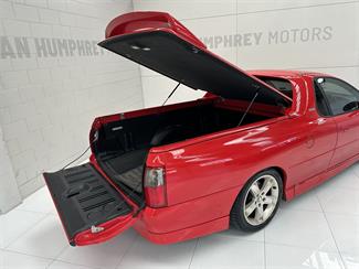 2001 Holden HSV - Thumbnail