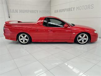 2001 Holden HSV - Thumbnail